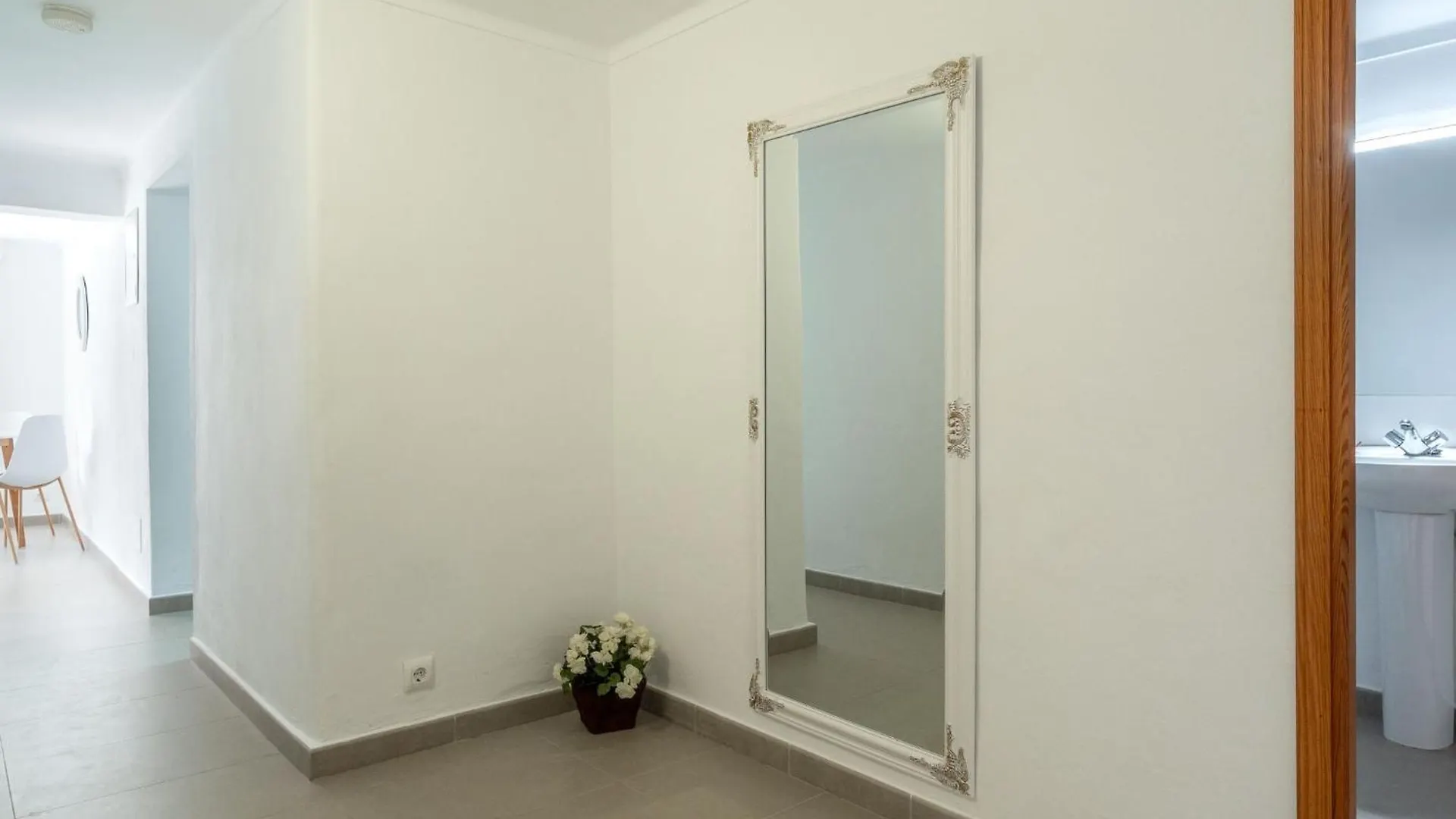 Apartment Clara-8 By Interhome Cala de Sant Vicenc