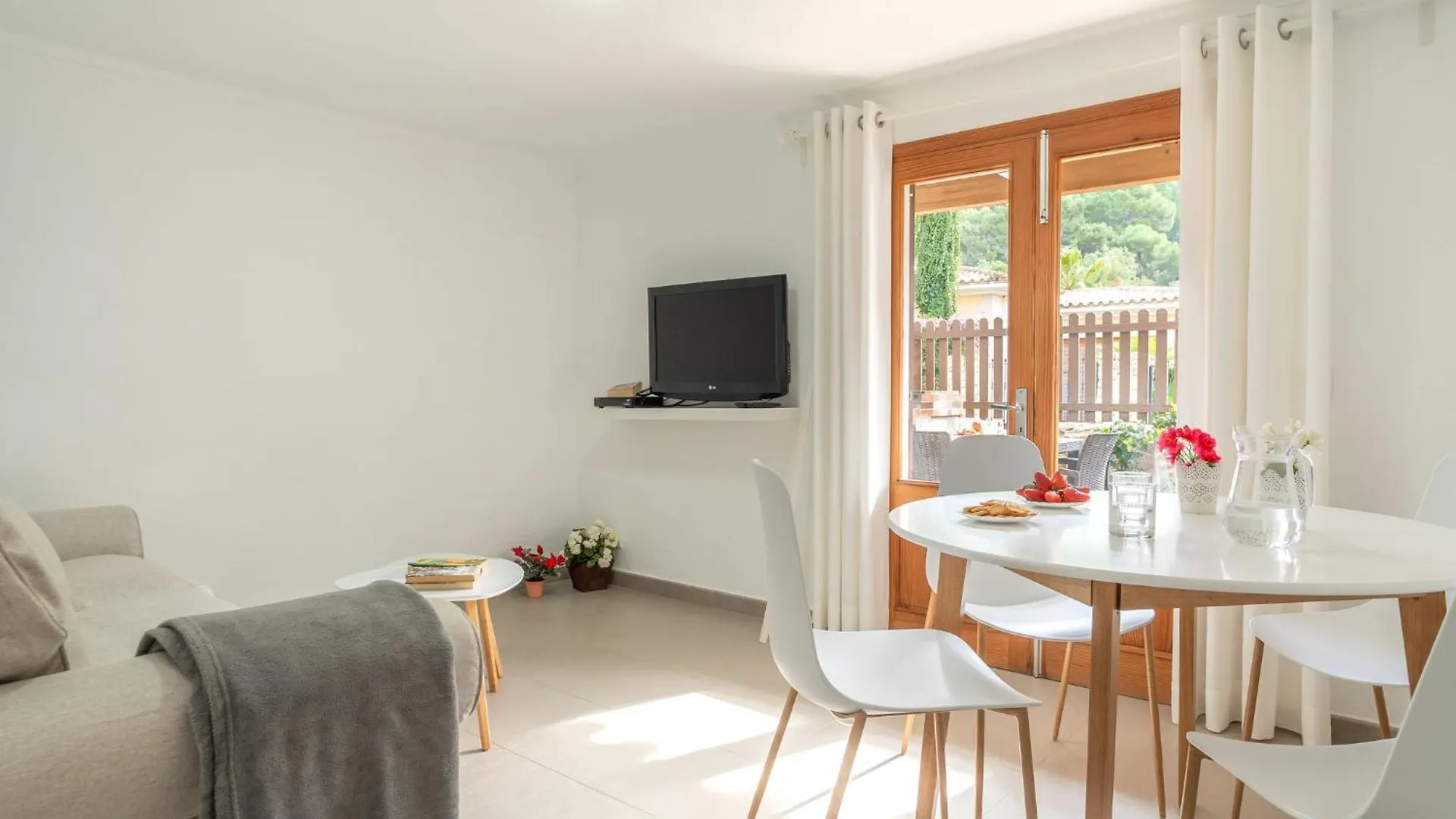 Apartment Clara-8 By Interhome Cala de Sant Vicenc Hiszpania